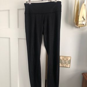 Lululemon wunder under polka dot legging